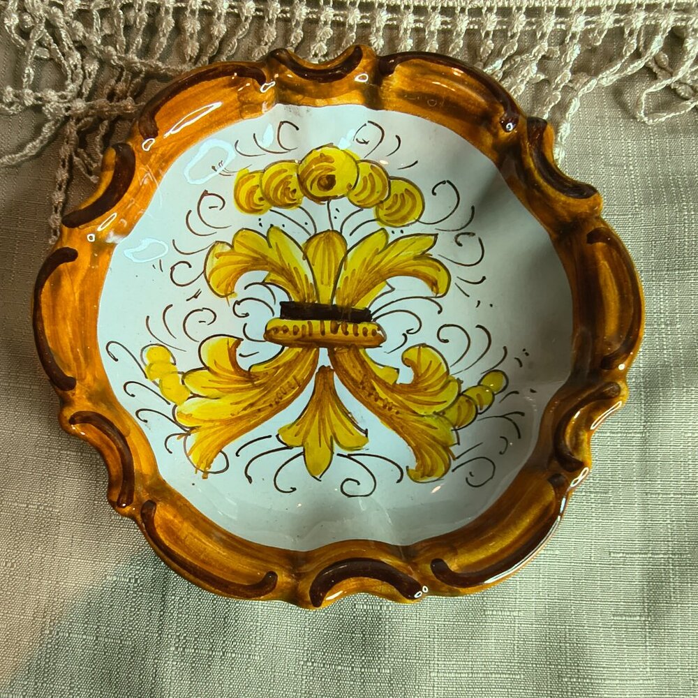 Made in Italy Deruta Style Wall Hanging Bowl